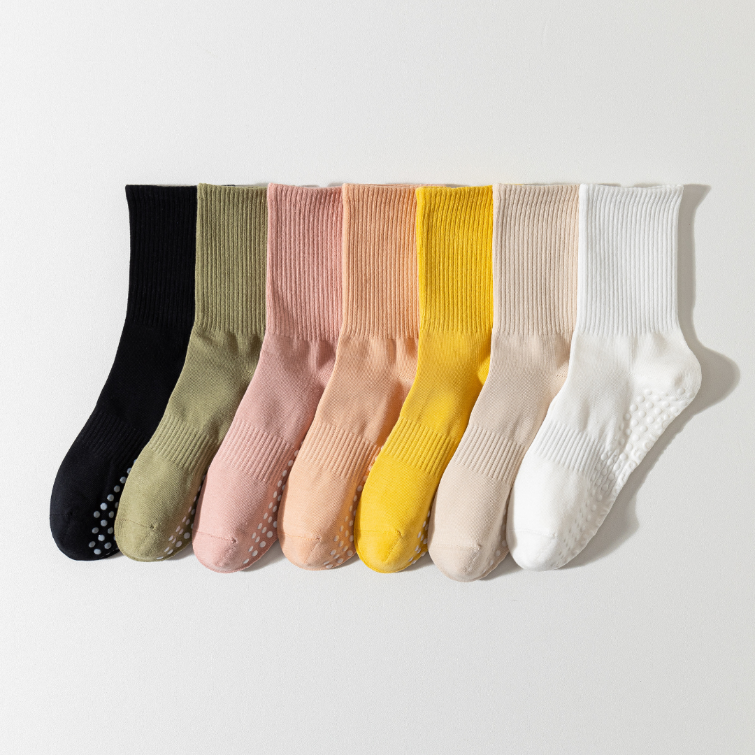 pilate gripsocks, yoga gripsocks, studio socks, fitness socks, gym socks, workout socks, wall pilate, and barre socks, toronto gripsocks, US socks, Australia gripsocks