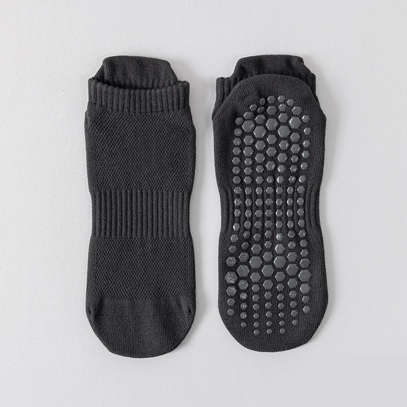 Noah Pilate Non-Slip Gripsocks (Men)